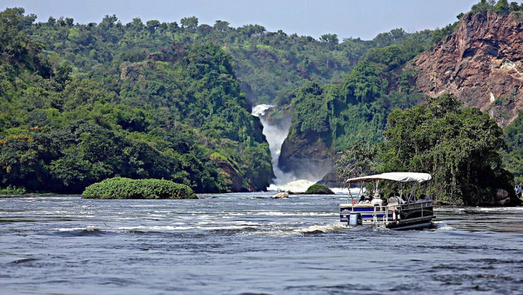 murchison falls boat cruiser